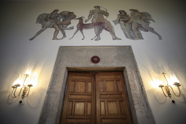 Ankaras historisches Operngebäude ist mit seinem Aussehen von vor 70 Jahren bereit für die neue Saison.