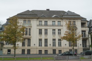 PROJEKT FÜR DIE RESTAURIERUNGSARBEITEN AN DEM GEBÄUDE IN DEUTSCHLAND/FRANKFURT DER YUNUS-EMRE-INSTITUT