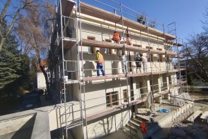 PROJEKT FÜR DIE RESTAURIERUNGSARBEITEN AN DEM GEBÄUDE IN POLEN/ WARSCHAU DER YUNUS-EMRE-INSTITUT UND ENTWURF UND HERSTELLUNG DER AUSSTATTUNG