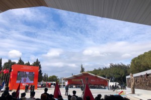 Mit den Zeremonien am 18. März wurde unsere Baustelle zur Landschaftsgestaltung und Ausführung des Denkmals für die Märtyrer von Çanakkale eröffnet.