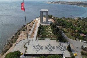 PROJEKT FÜR DIE LANDSCHAFTSGESTALTUNGS- UND RESTAURIERUNGSARBEITEN AM DENKMAL DER MÄRTYRER VON ÇANAKKALE