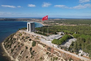 PROJEKT FÜR DIE LANDSCHAFTSGESTALTUNGS- UND RESTAURIERUNGSARBEITEN AM DENKMAL DER MÄRTYRER VON ÇANAKKALE