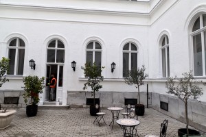 PROJEKT FÜR DIE RESTAURIERUNGSARBEITEN AN DEM GEBÄUDE IN UNGARN / BUDAPEST DER YUNUS-EMRE-INSTITUT