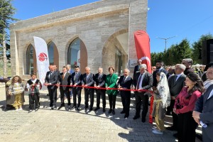 ERÖFFNUNG DES YUNUS-EMRE-GRABS UND DES AUFNAHMEZENTRUMS