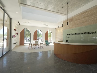 Überbauprojekt Für Das Besucheraufnahmezentrum Des Yunus Emre Grabs In Eskişehir