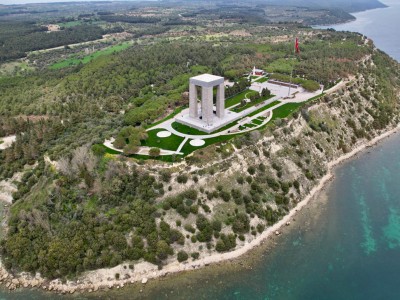 ÇANAKKALE ŞEHİTLER ABİDESİ